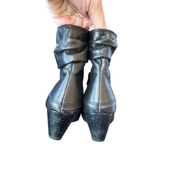 Pikolinos Black Scrunch Leather Bootie - Picture 7 of 13